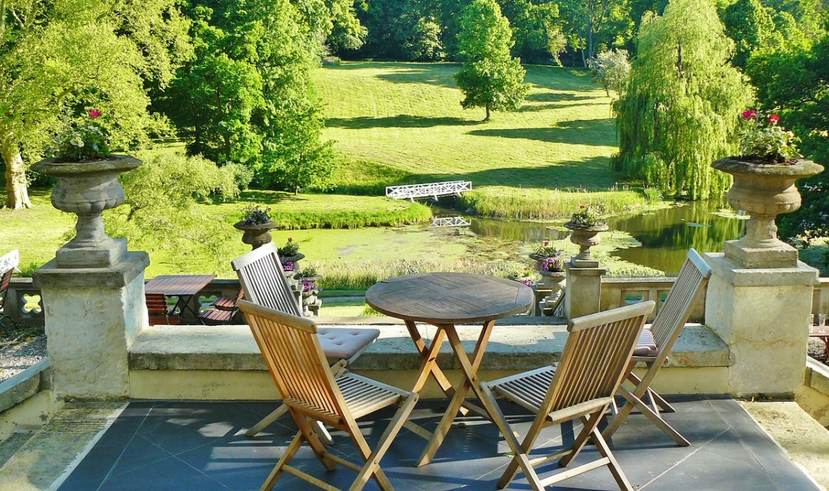 nice patio space